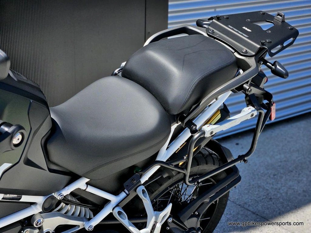 2023 Triumph Tiger 1200 Rally Explorer Matte Khaki Green