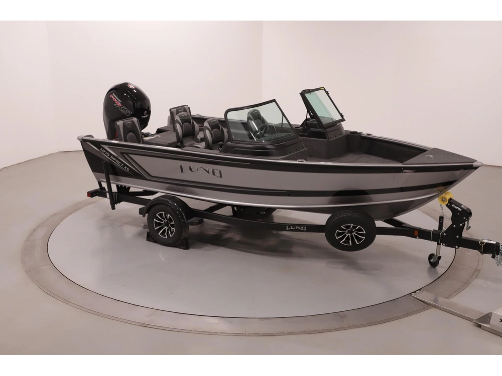 2026 Lund Boat Co 1875 Impact Xs alt