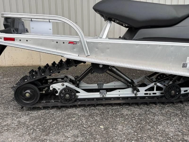 Polaris 550 Voyageur 155 Es 2025 alt