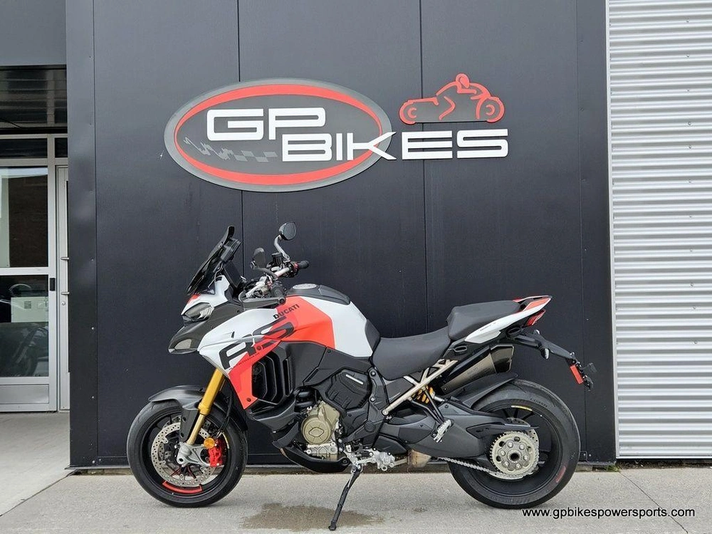 2024 Ducati Multistrada V4 Rs