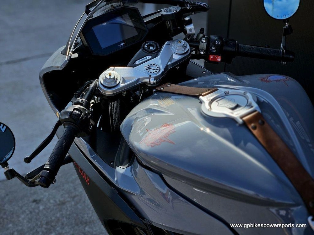 2023 Mv Agusta Superveloce 800