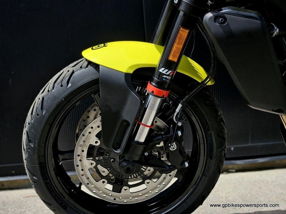 2025 Husqvarna Vitpilen 801