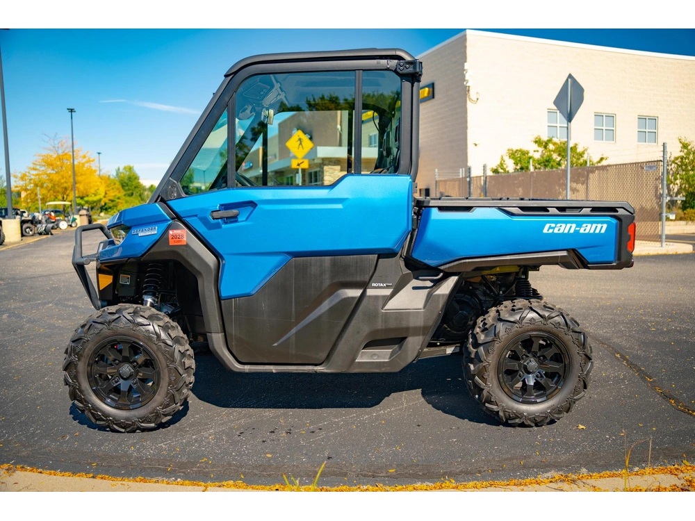 2022 Can-am Defender Limited Cab Hd10