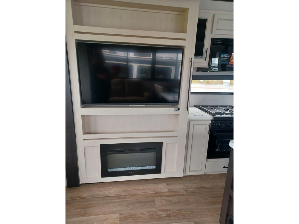 2027 Forest River Sabre 36 Flx alt