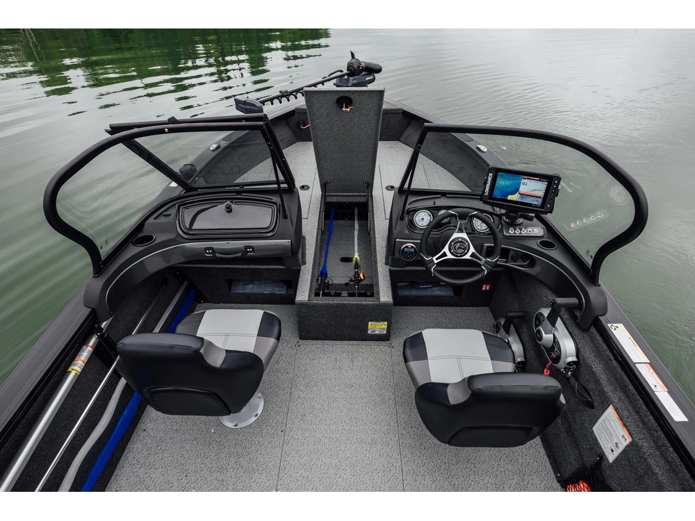 2027 Crestliner 1850 Hawk Wt Jumpseat alt