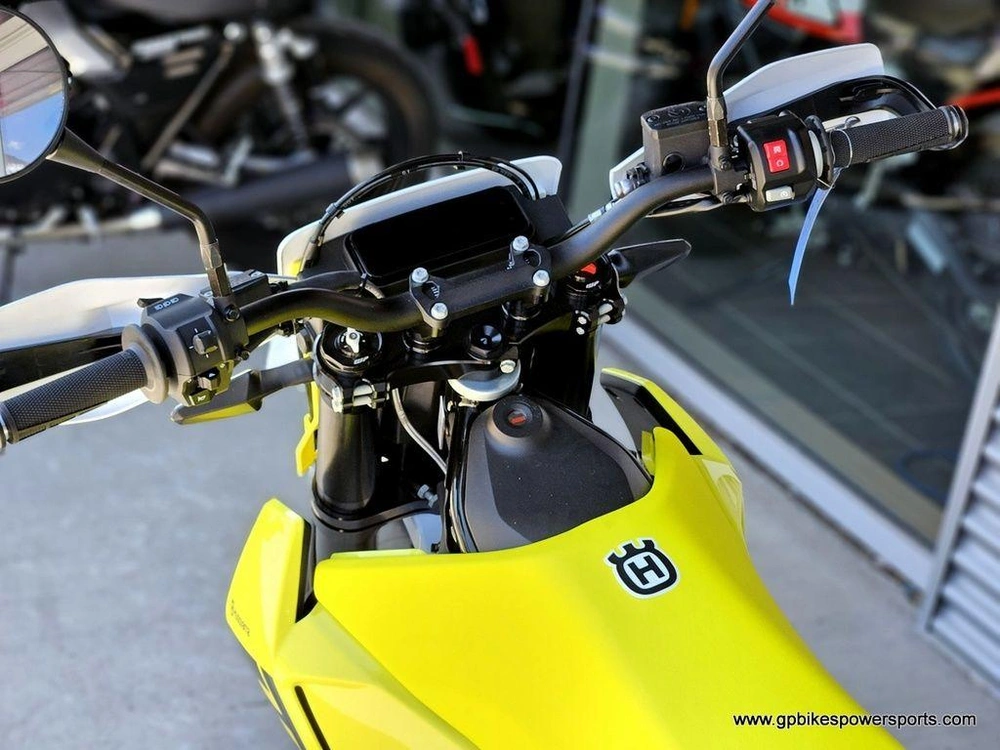 2026 Husqvarna 701 Supermoto