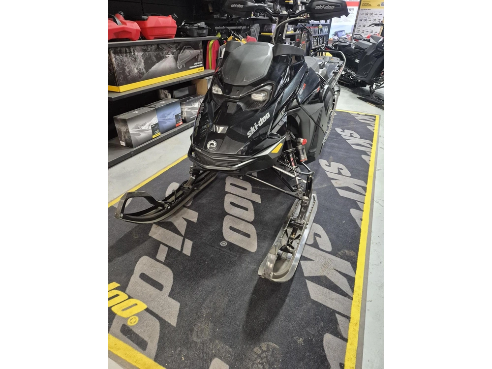 2025 Ski-doo Summit Expert 154 Turbo With 10.25 Screen