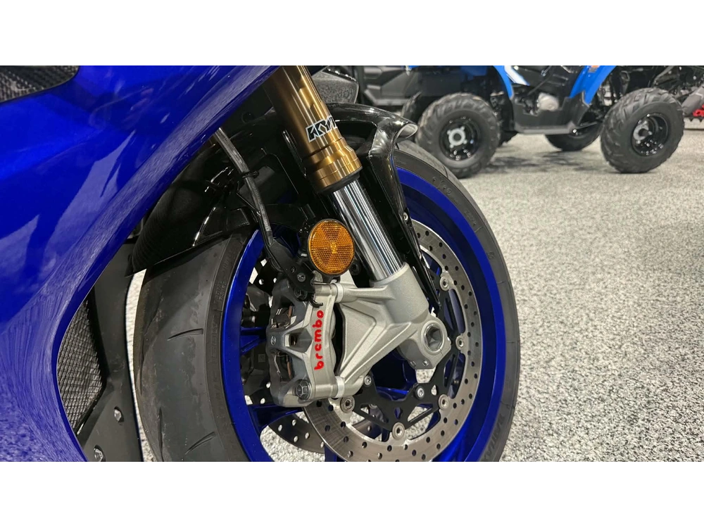 2026 Yamaha Yzr-r1 alt