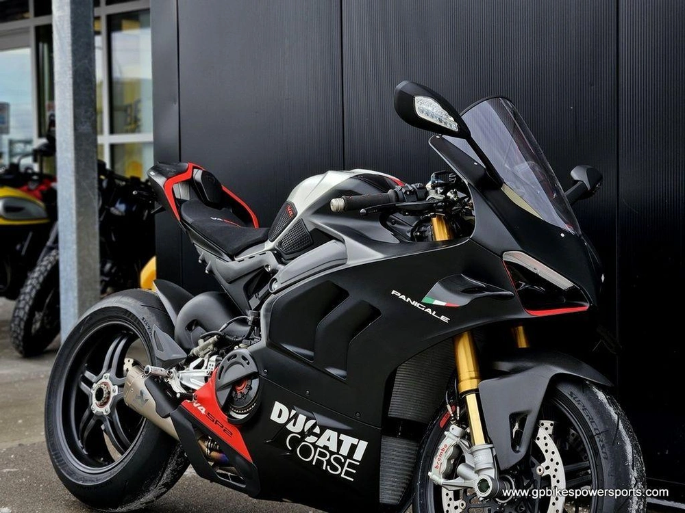 2023 Ducati Panigale V4 Sp2 Winter Test Livery