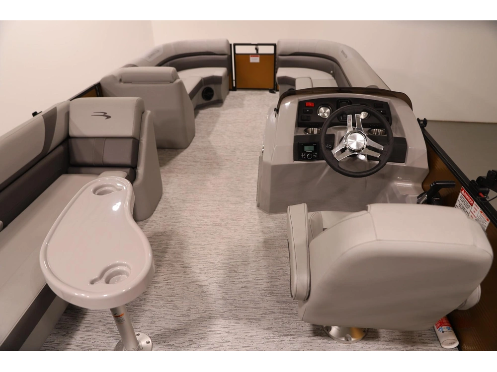 2025 Other 22 Sxlse Cruise Pontoon W/ 90hp Yamaha alt
