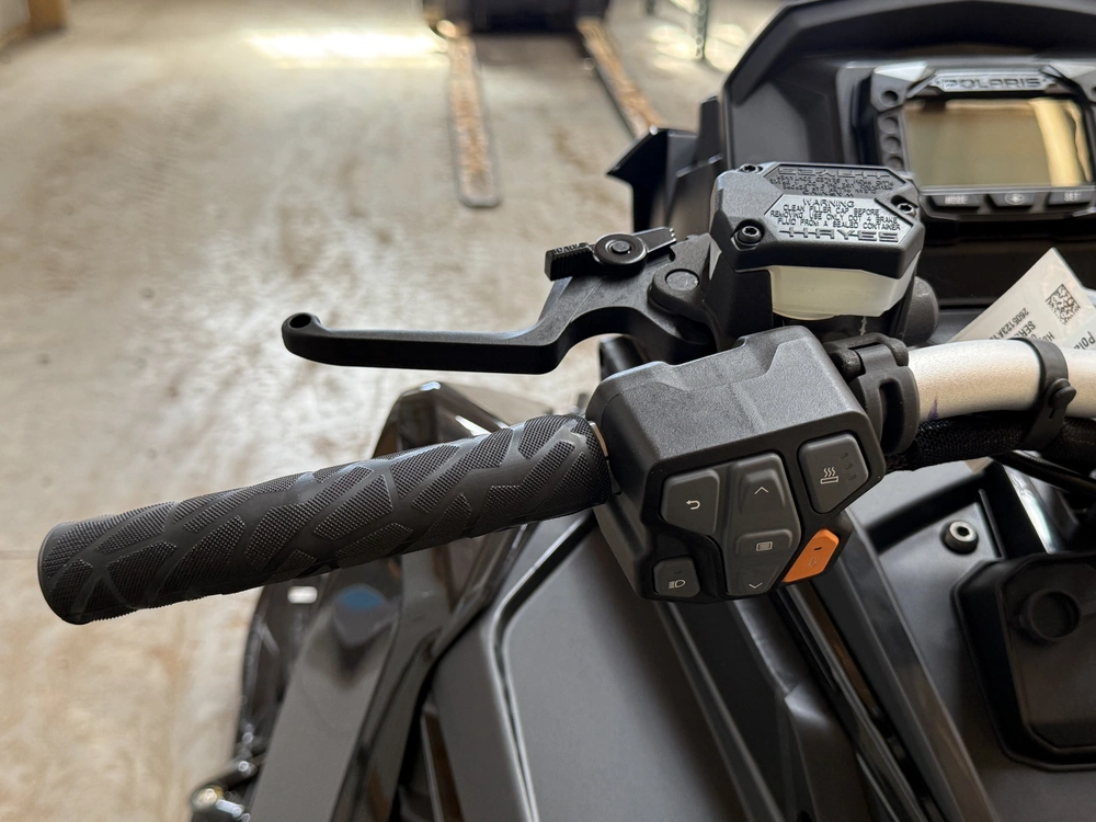 2027 Polaris 650 Switchback Xc 146 1.35 Cobra Track