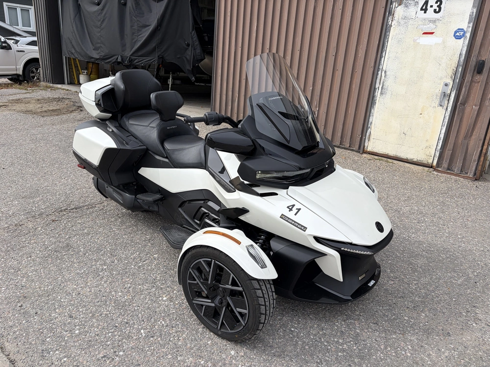 Can-am Spyder Rt Ltd Sea-to-sky 2026 alt