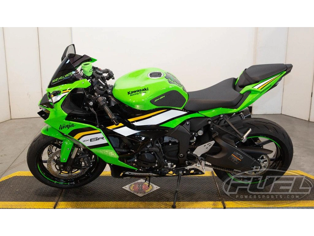 2025 Kawasaki Ninja® Zx™-6r alt