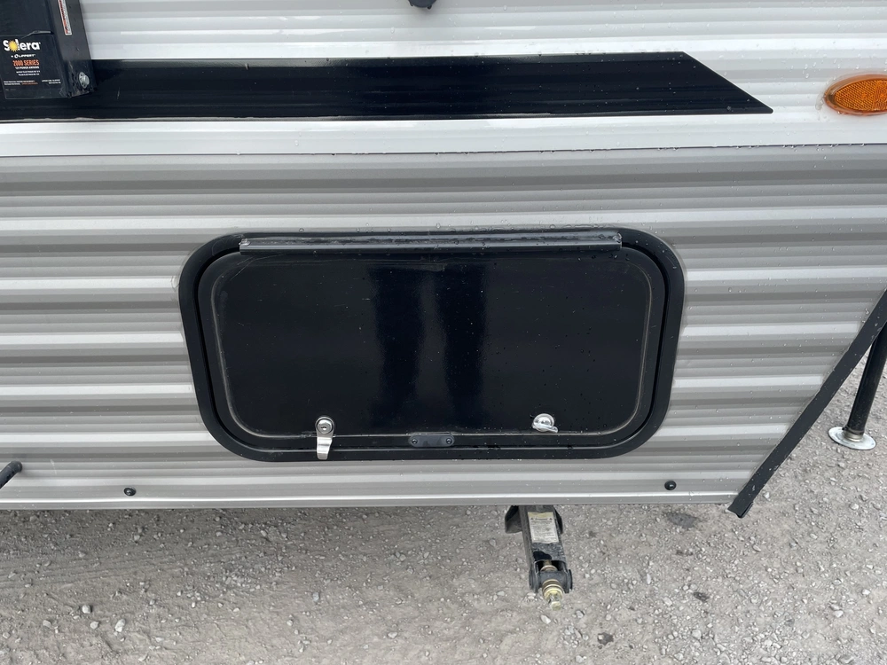 2026 Coachmen Clipper 17fq