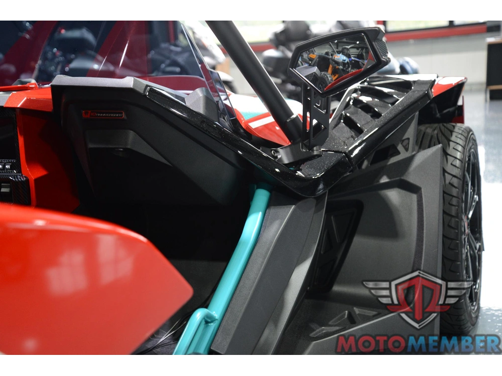 2025 Slingshot 10th Anniversary Autodrive alt