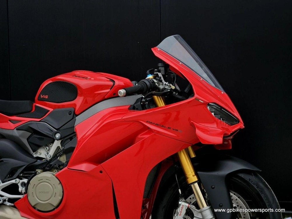 2025 Ducati Panigale V4 S Ducati Red