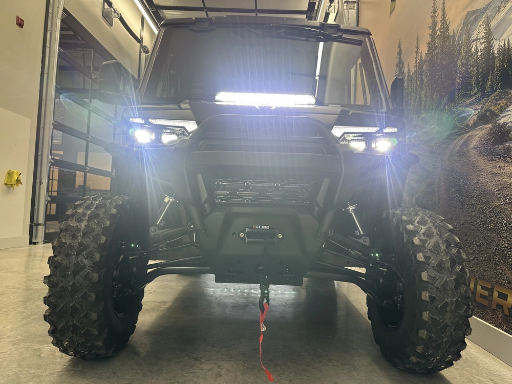 2027 Can-am Defender Limited Cab Hd11 alt