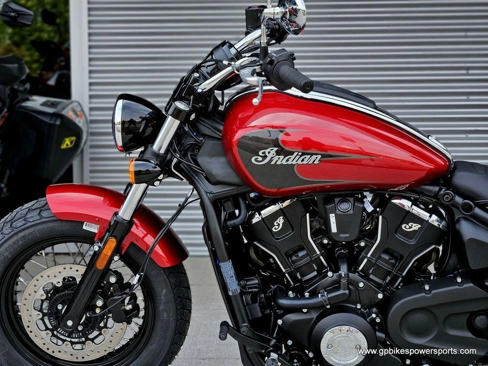 2026 Indian Motorcycle Super Scout® Sunset Red Metallic