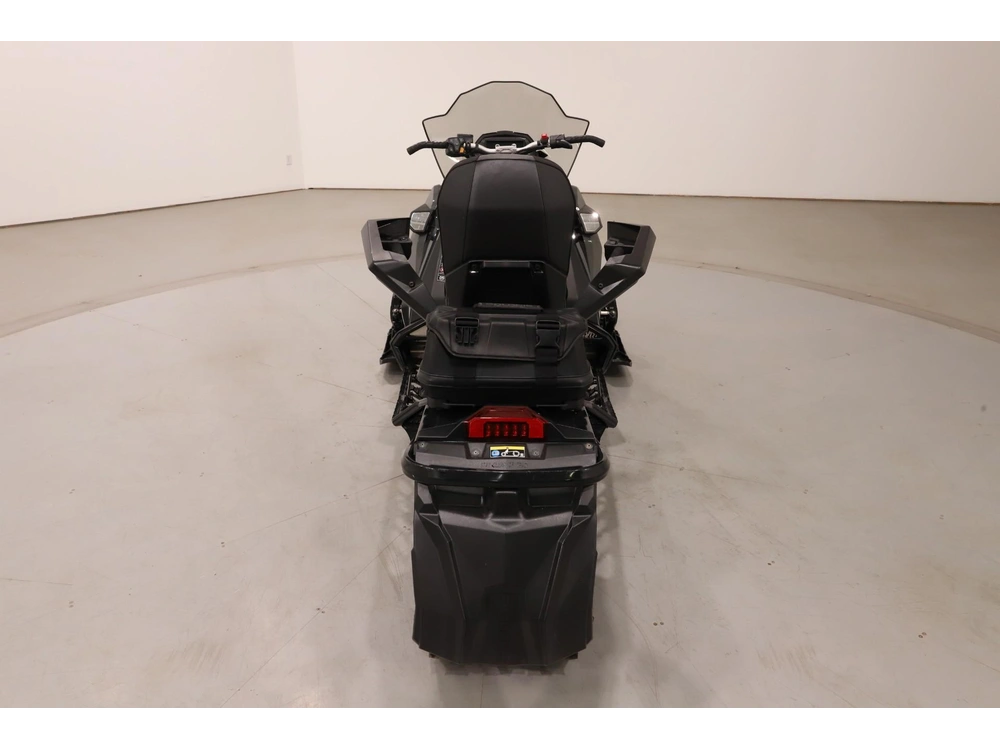 2025 Polaris 650 Indy Adventure 137 alt