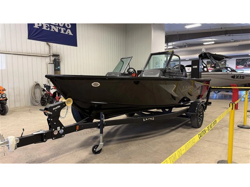 2027 Lund Boat Co 1800 Adventure Sport alt