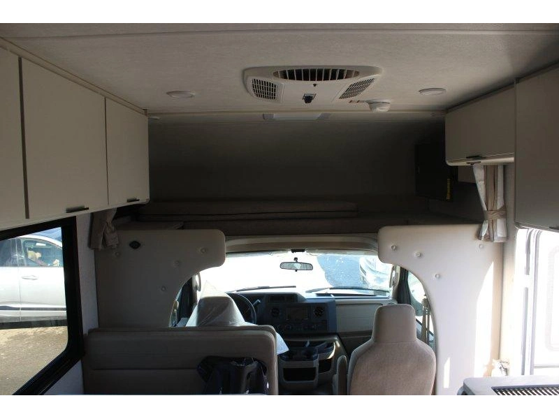 Thor Motor Coach Four Winds 21z 2027