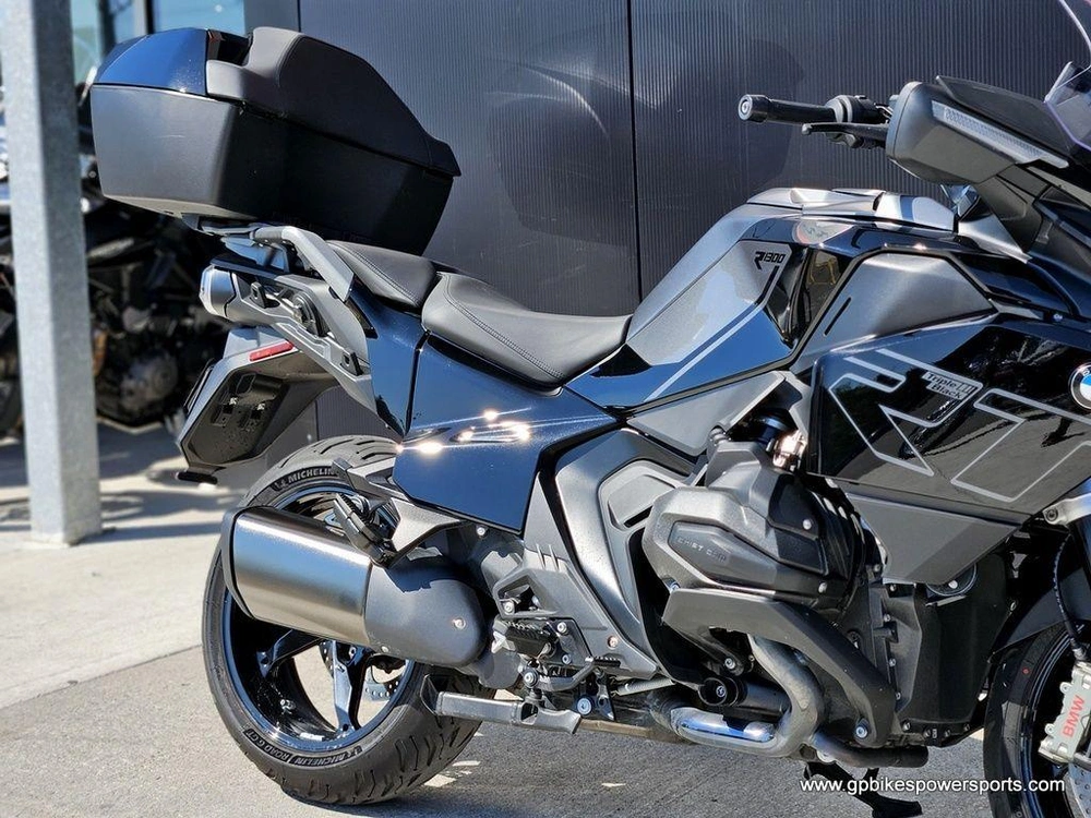 2026 Bmw R 1300 Rt Triple Black Demo