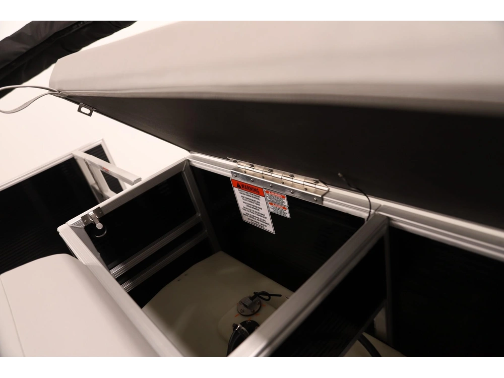 2025 Other 18 S Cruise Pontoon alt
