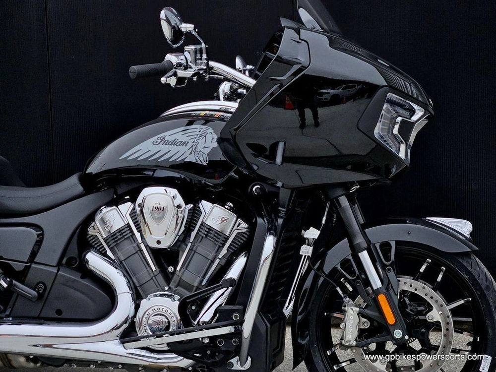 2026 Indian Motorcycle Challenger® Limited Black Metallic