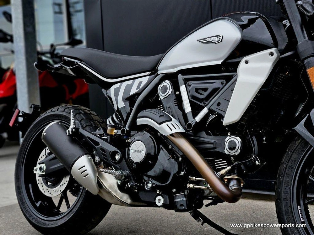 2024 Ducati Scrambler Icon Black Demo