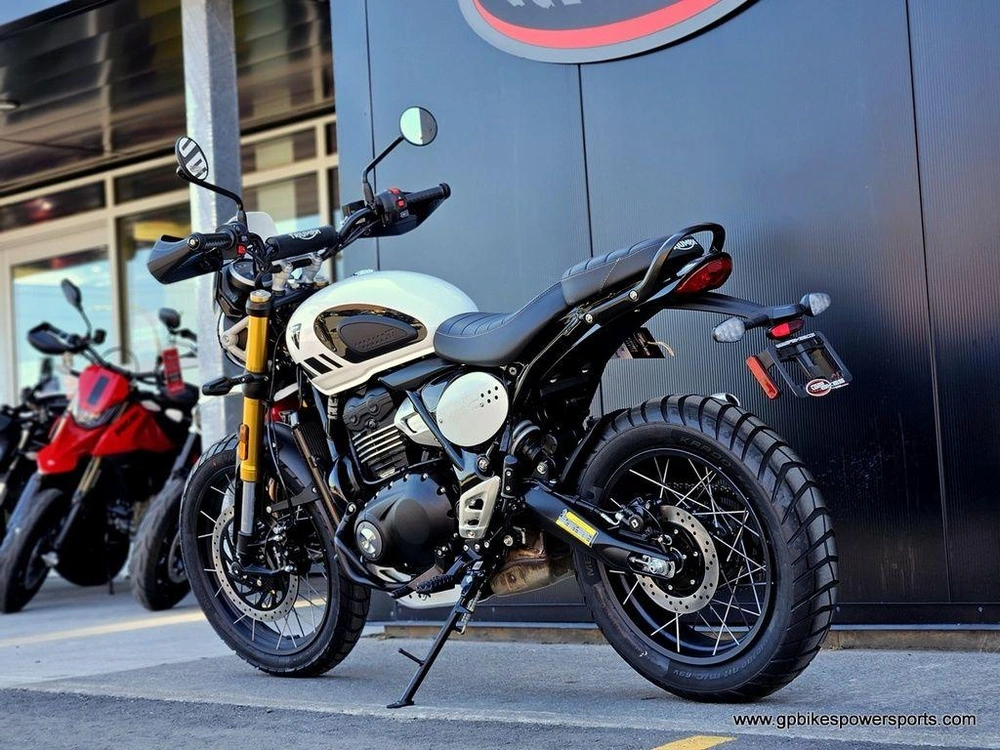 2026 Triumph Scrambler 400 Xc Vanilla White