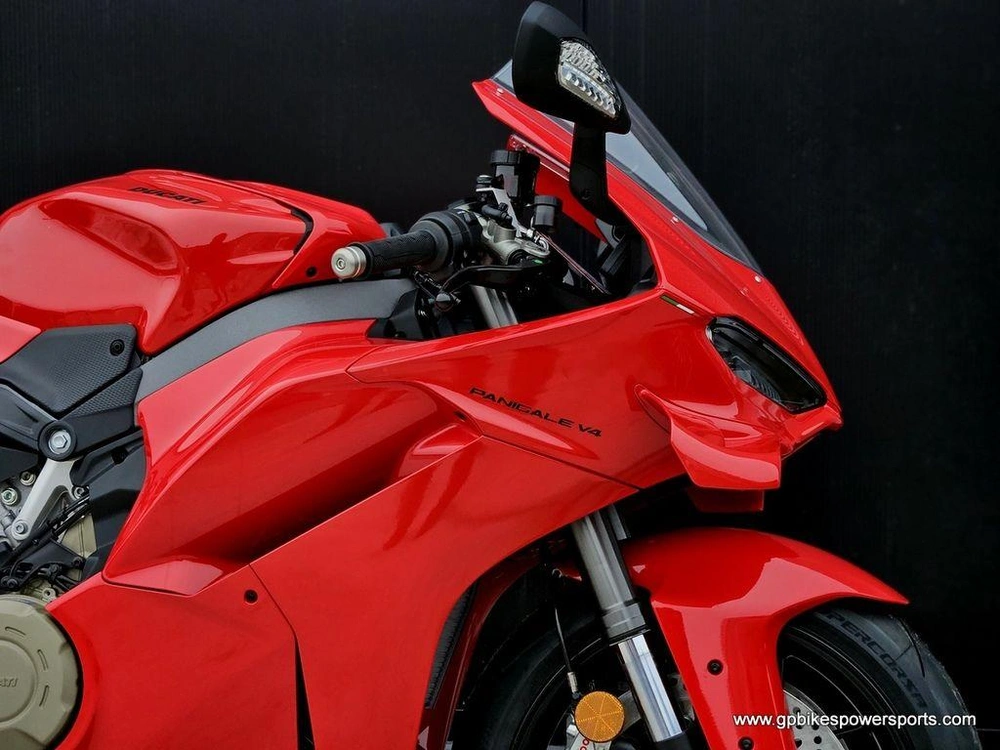 2026 Ducati Panigale V4 Red
