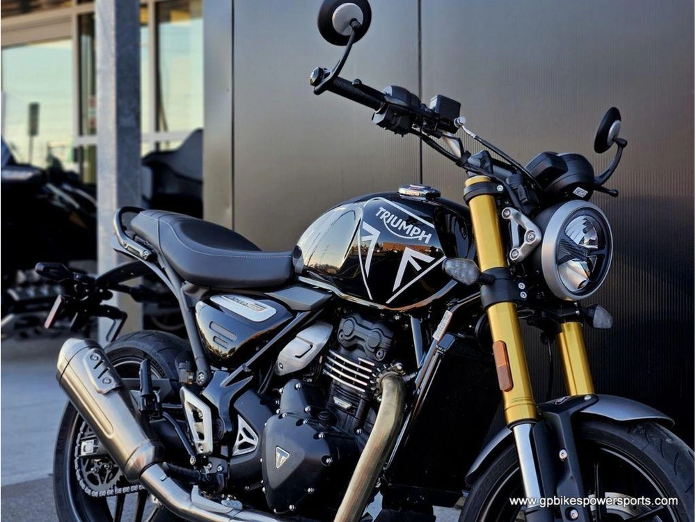 2026 Triumph Speed 400 Phantom Black