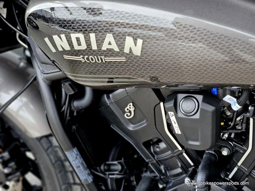 2026 Indian Motorcycle Scout® Bobber Limited +tech Heavy Metal Smoke