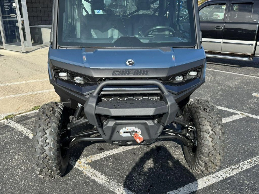 2026 Can-am Defender Max Xt Cab Hd11