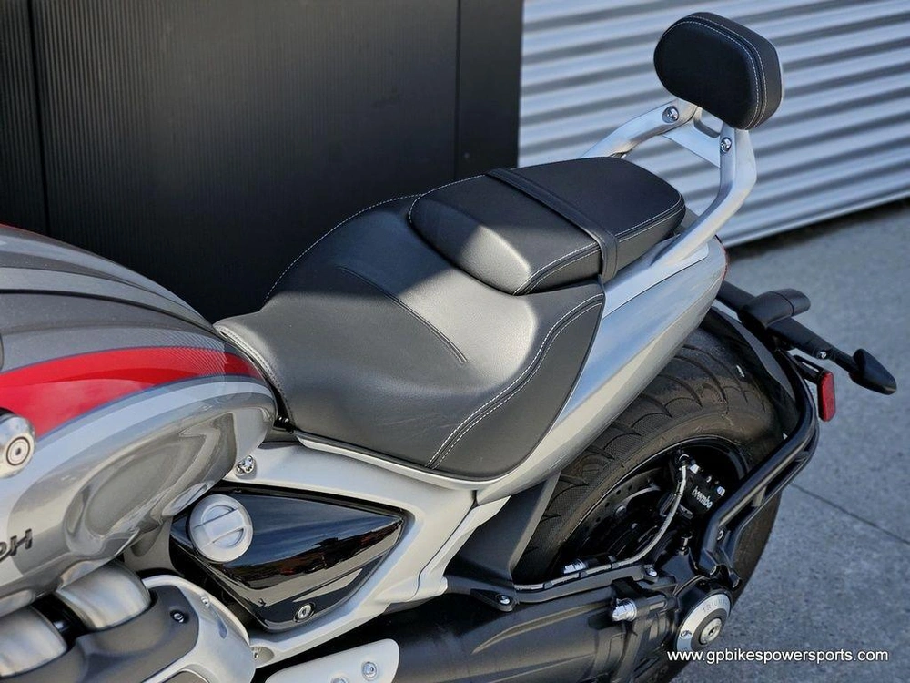 2023 Triumph Rocket 3 R Silver Ice Cranberry Red