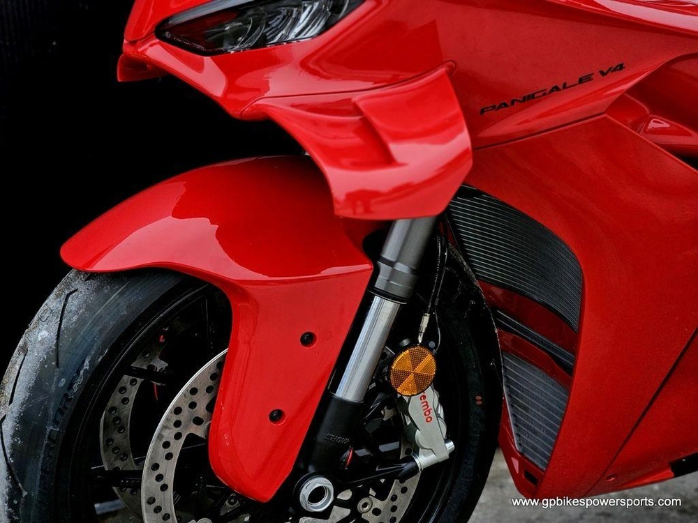 2026 Ducati Panigale V4 Red