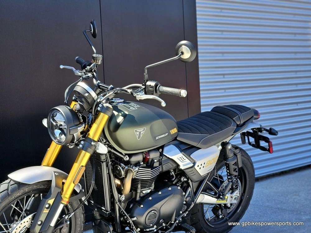 2026 Triumph Scrambler 900 Matt Khaki Green