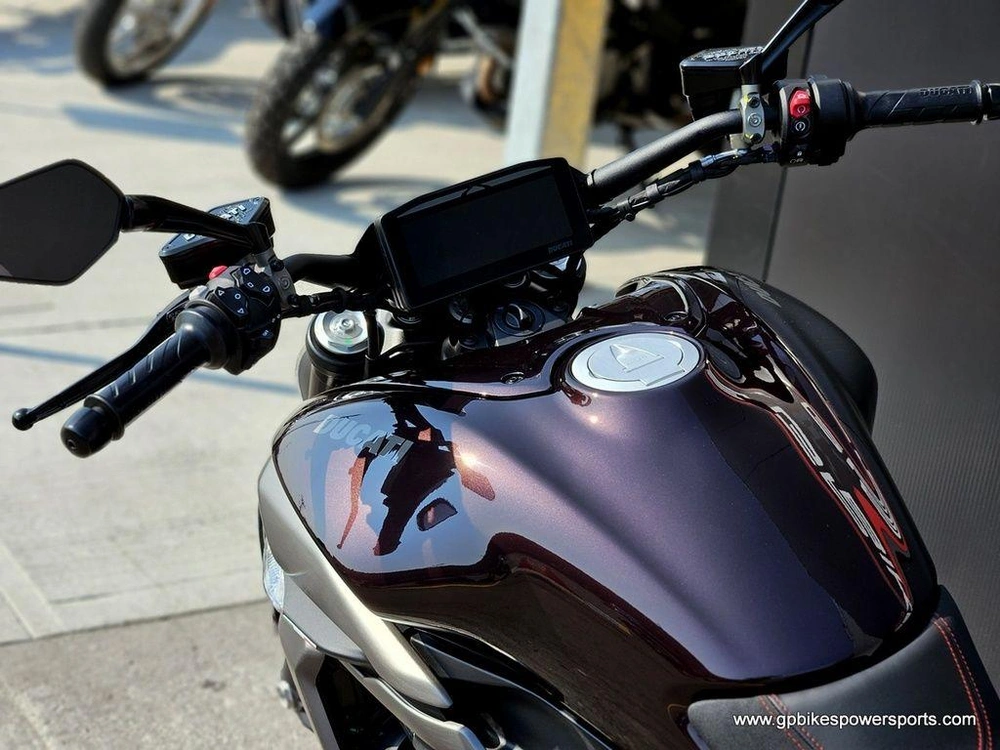 2026 Ducati Xdiavel V4 Black Lava