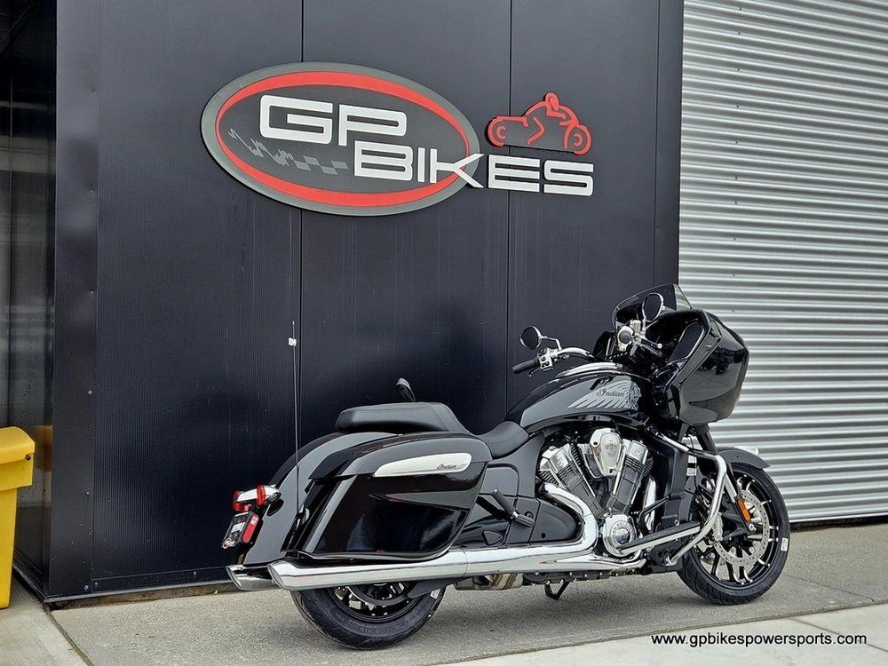 2026 Indian Motorcycle Challenger® Limited Black Metallic