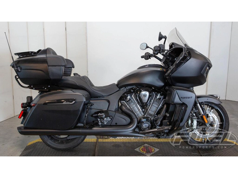 2025 Indian Motorcycle Pursuit® Dark Horse® 112 W/powerband Audio Black Smoke alt