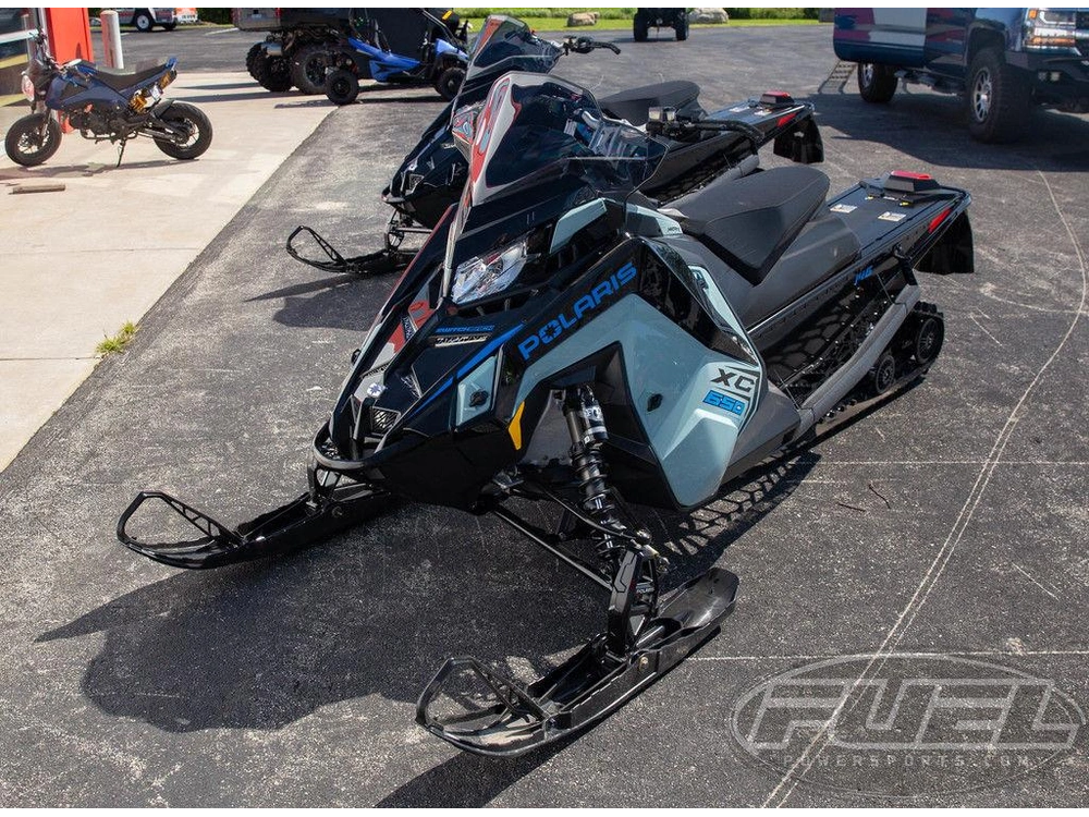 2026 Polaris 650 Switchback Xc 146 Gloss Black / Blue Dusk alt