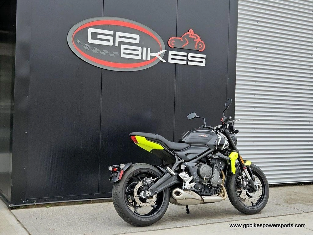 2024 Triumph Trident 660 Jet Black/triumph Racing Yellow