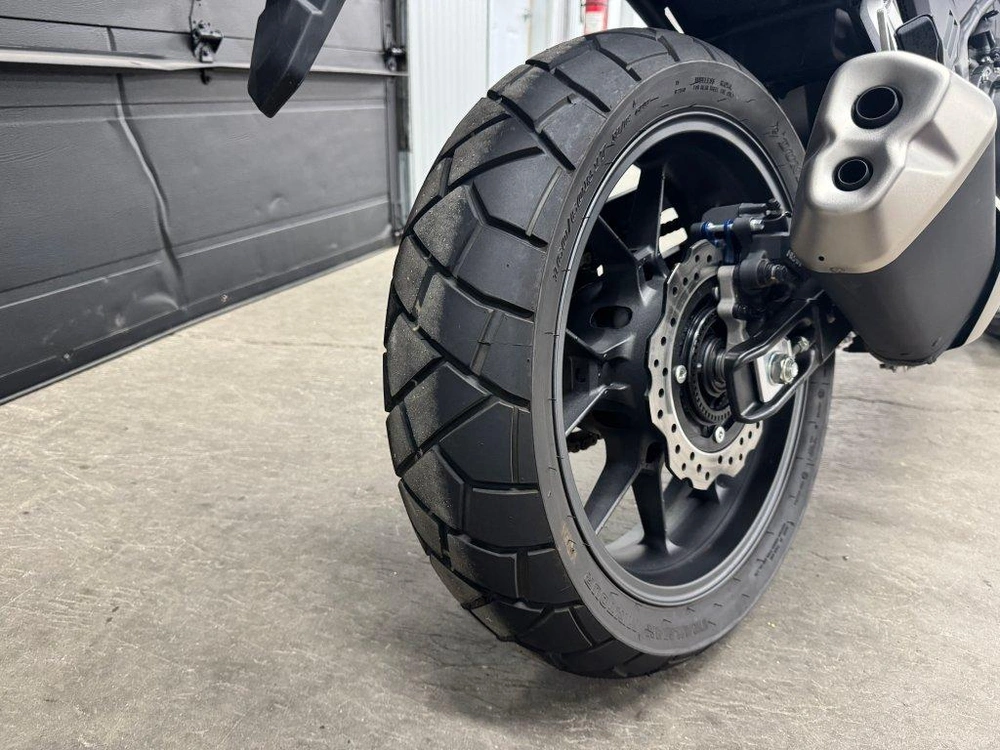 Honda Nx500 2024 alt