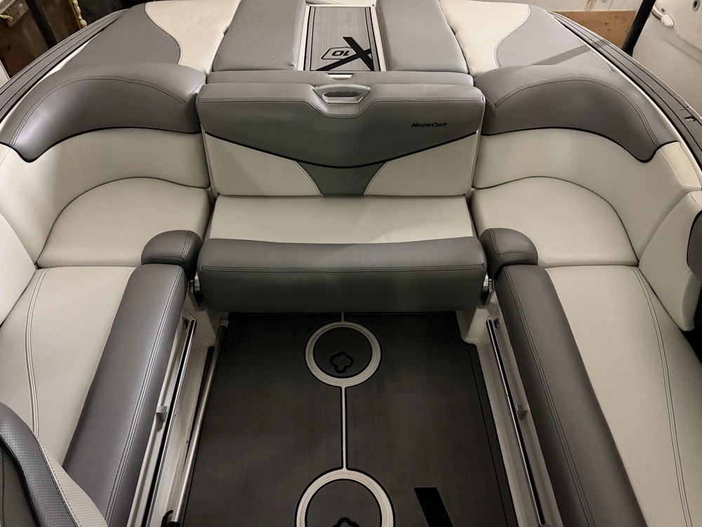 2016 Mastercraft X10