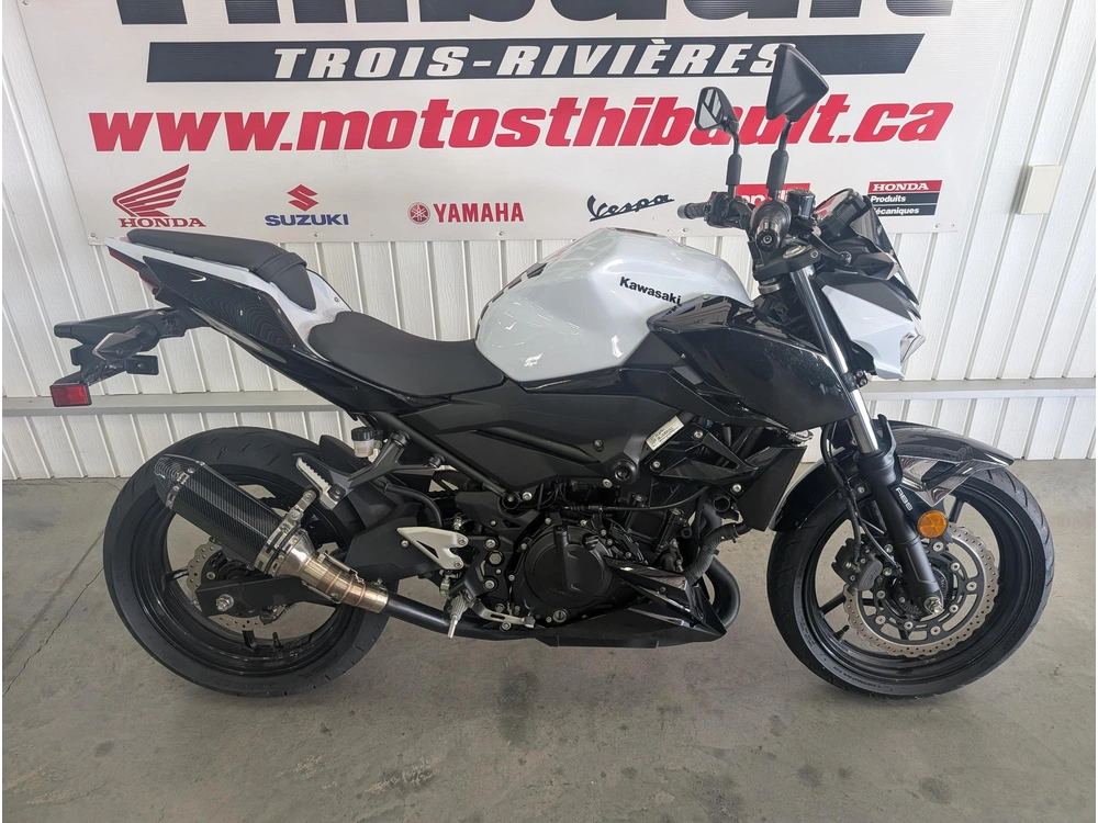 Kawasaki Z 400 2019 alt