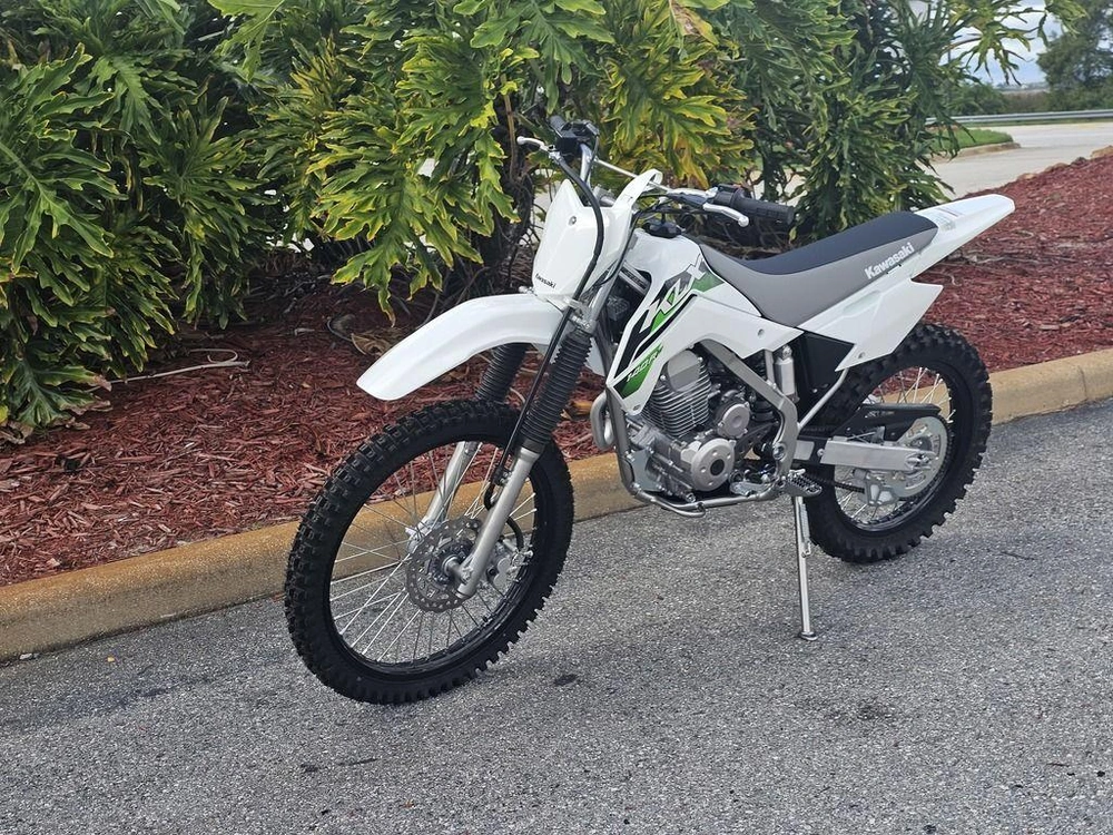 2027 Kawasaki Klx®140r F