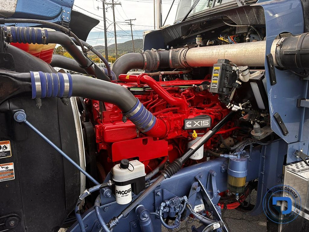 2024 Kenworth W900 alt