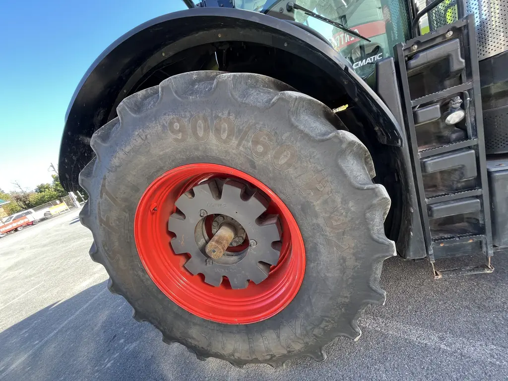 2022 Claas Axion 960