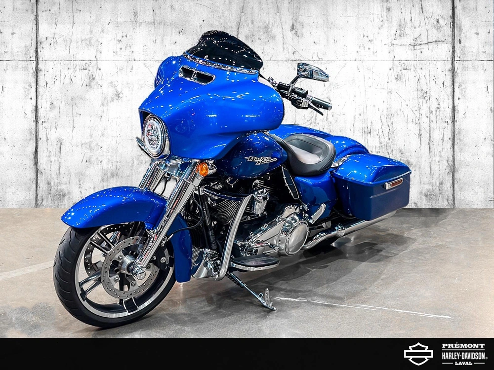 Harley-davidson Street Glide Beaucoup D'ajouts Flhx 2018