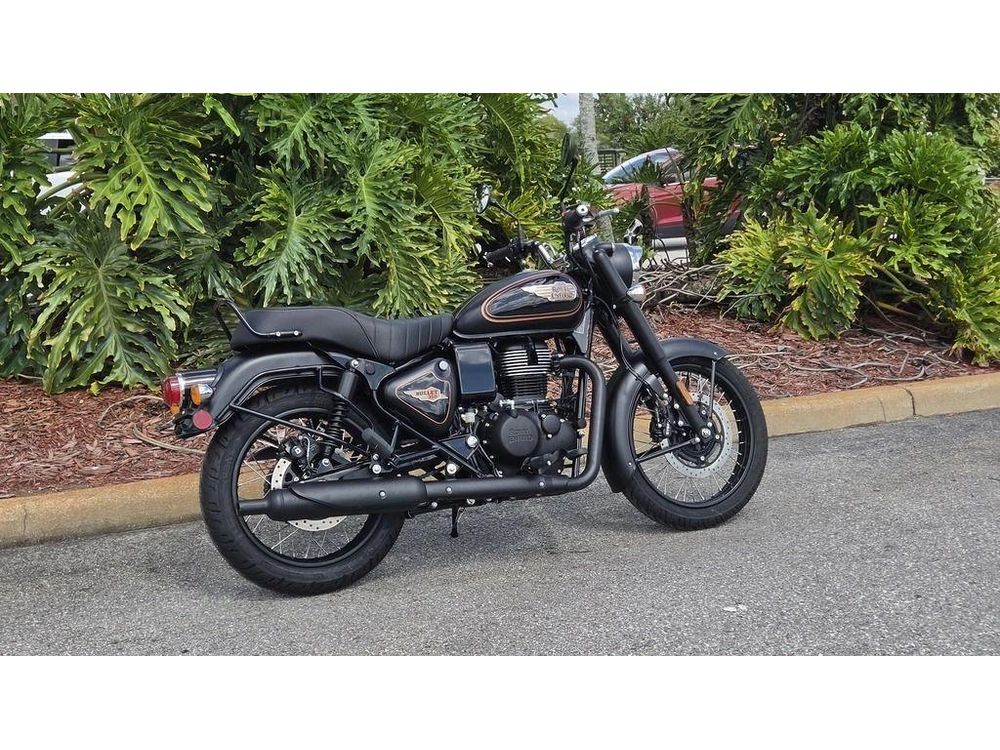 2027 Royal Enfield Bullet 350 Black Gold